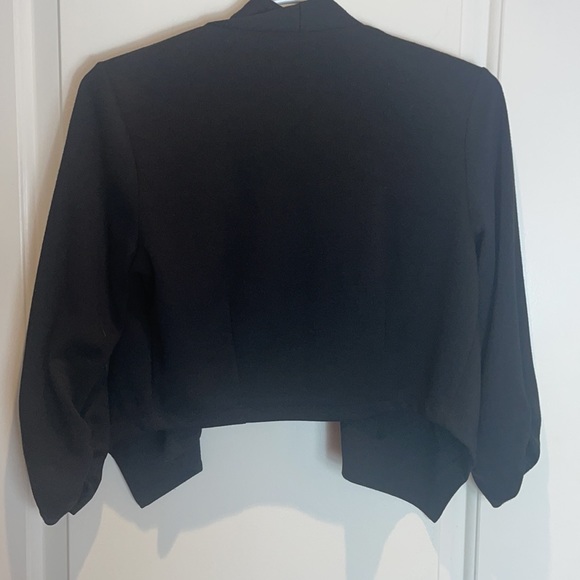 Small black blazer - Picture 5 of 5